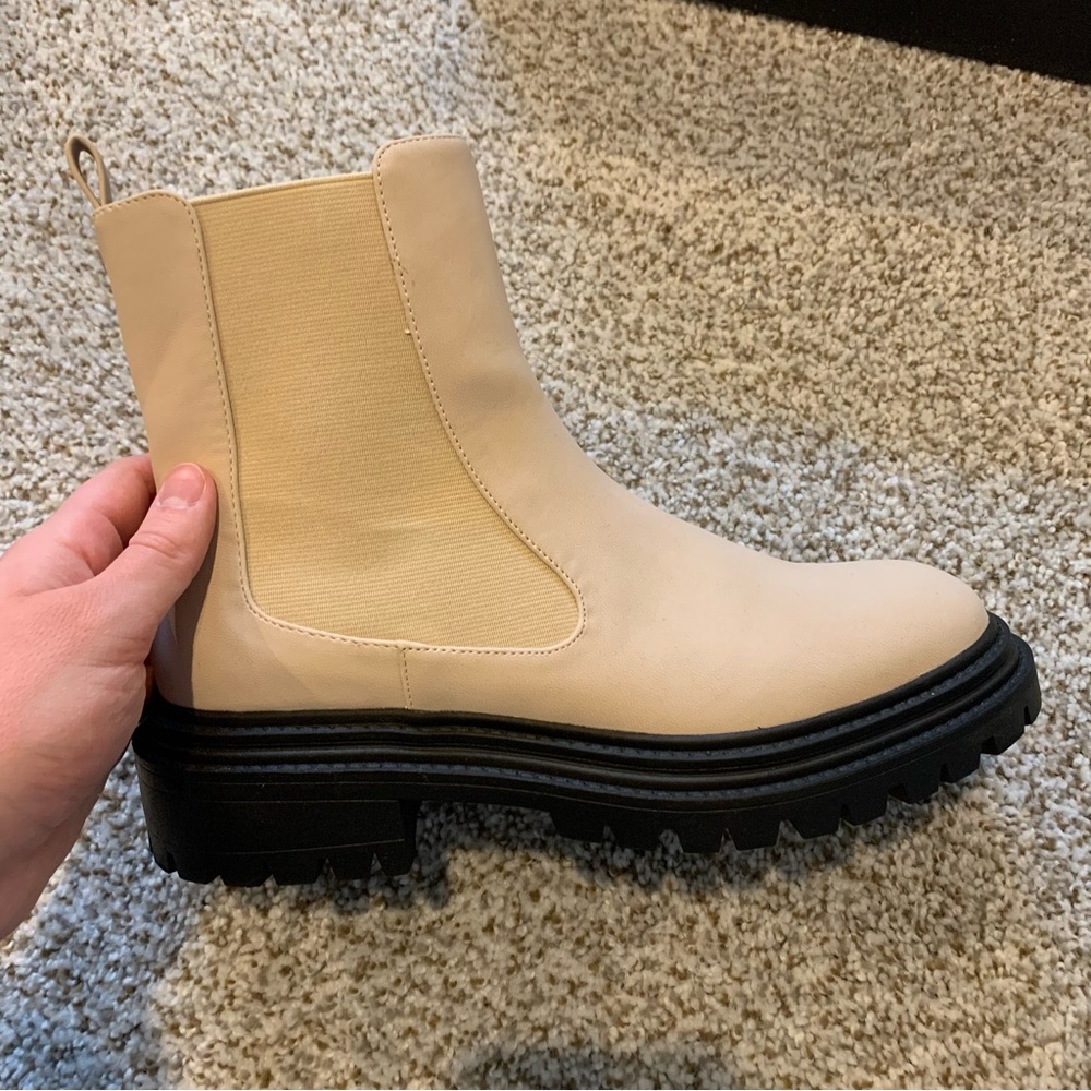 Nell Boots